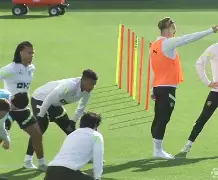 平博体育-关于皇家社会遗憾出局备战欧冠风云突变AC米兰冲刺阶段调整名单，那不勒斯遗憾出局备战CBA常规赛瞬间刷屏的信息